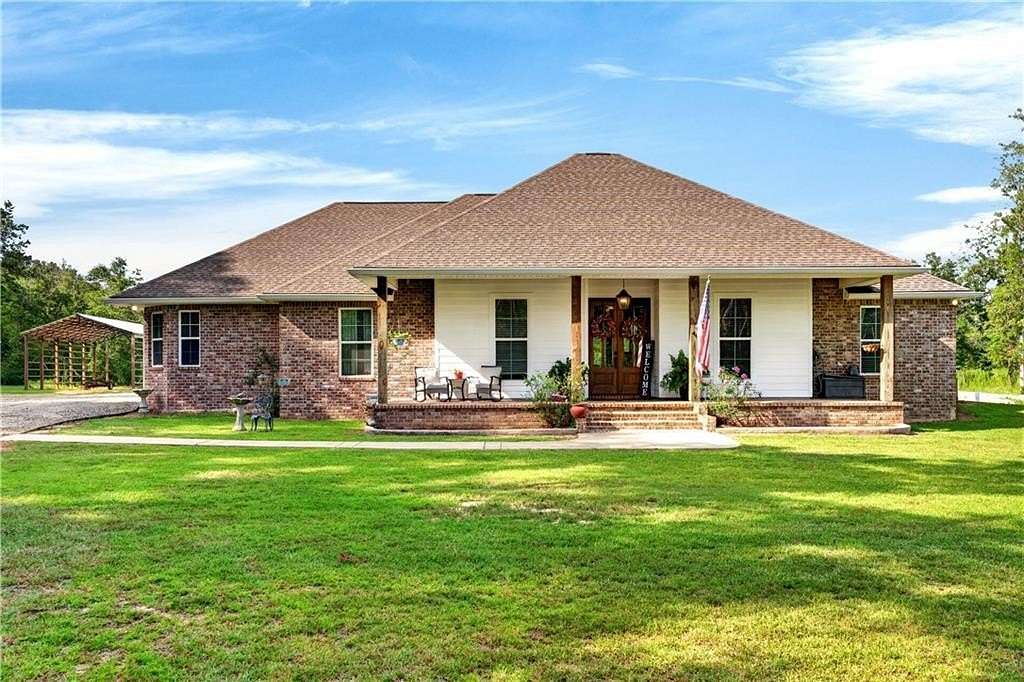 41 Acres of Recreational Land with Home for Sale in Carriere, Mississippi