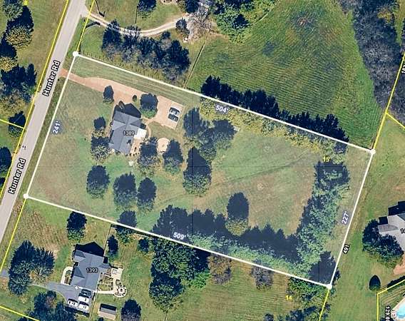 2 Acres of Land with Home for Sale in Franklin, Tennessee