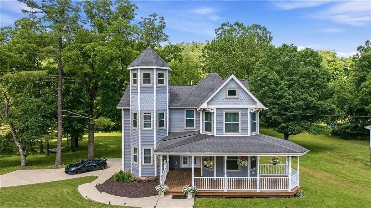27.2 Acres of Agricultural Land with Home for Sale in Washington, Pennsylvania