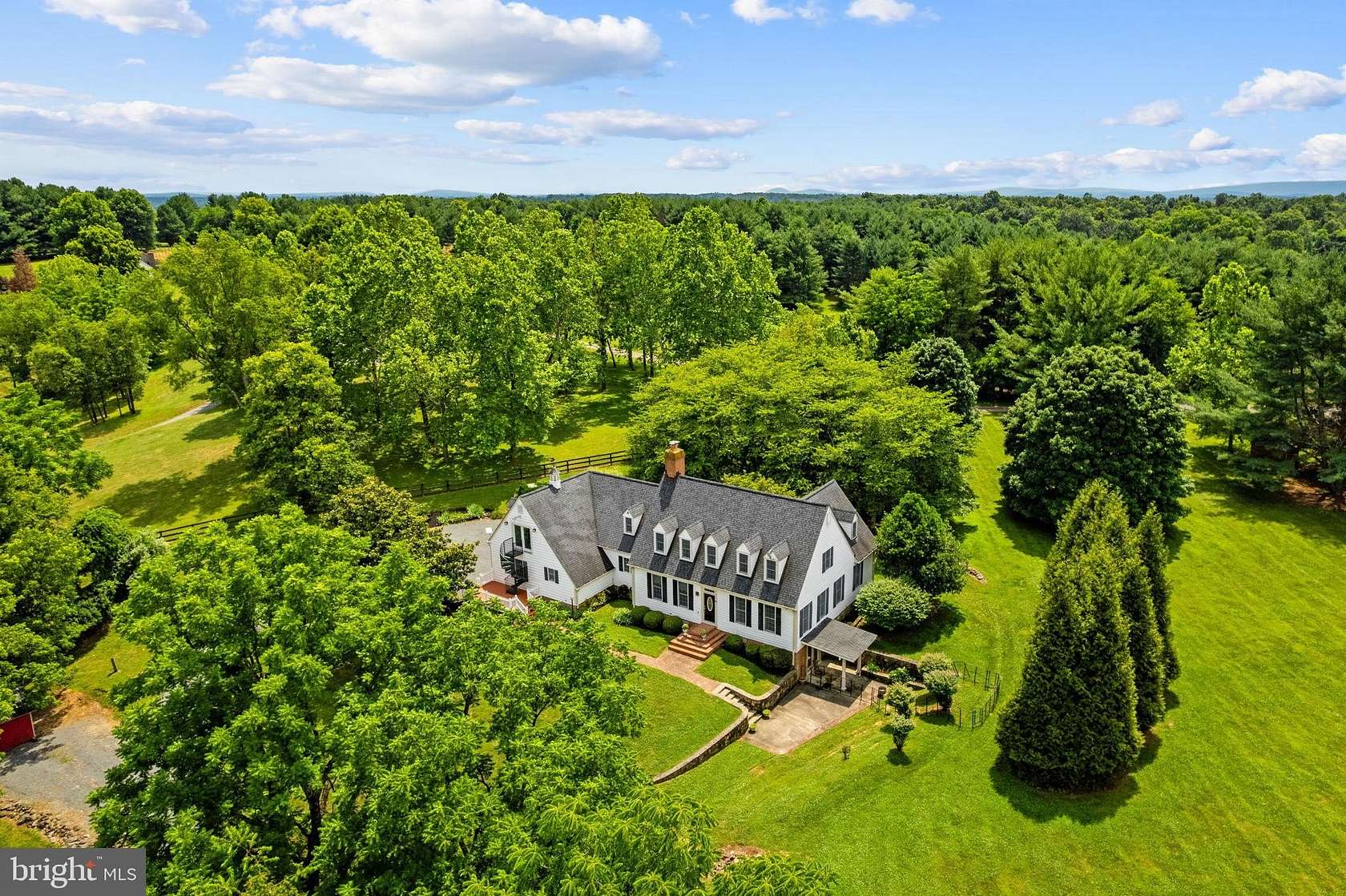 4.4 Acres of Land with Home for Sale in Round Hill, Virginia