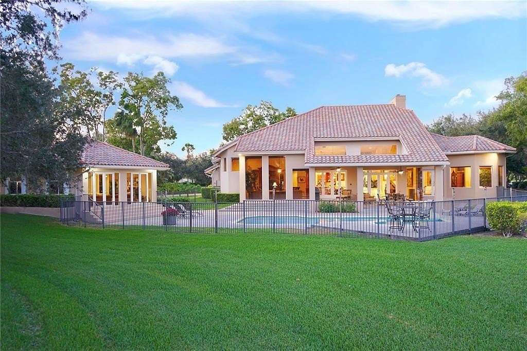 1.59 Acres of Land with Home for Lease in Weston, Florida