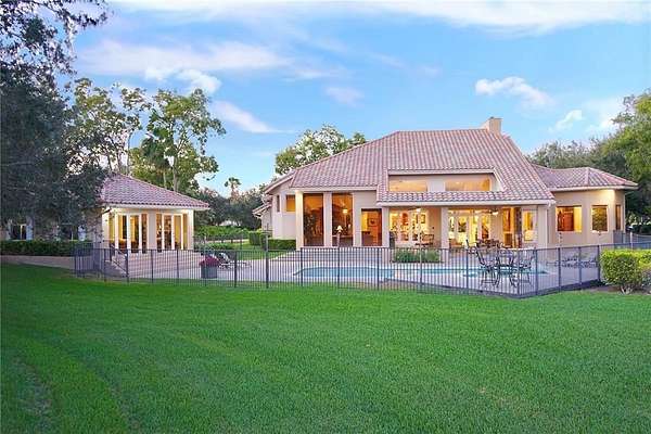 1.59 Acres of Land with Home for Lease in Weston, Florida