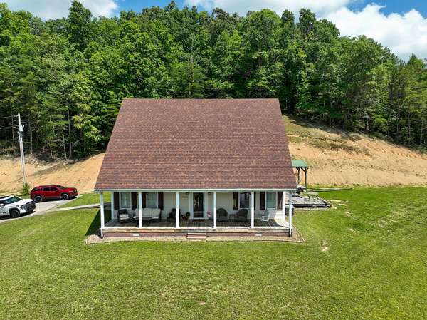 10 Acres of Land with Home for Sale in Manchester, Kentucky