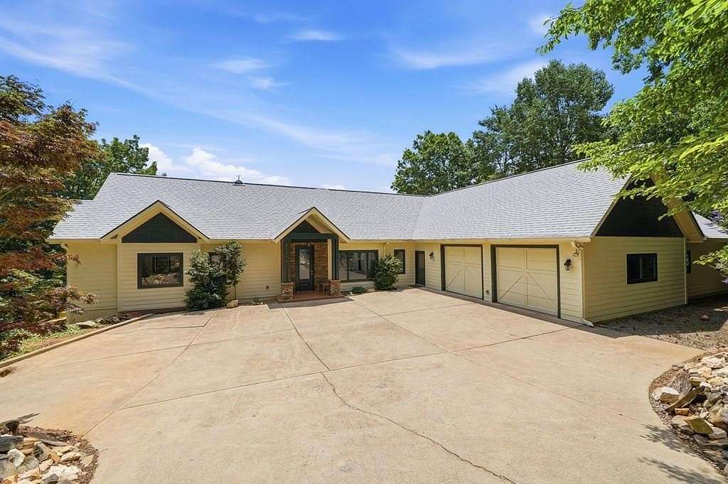 11.6 Acres of Land with Home for Sale in Talking Rock, Georgia
