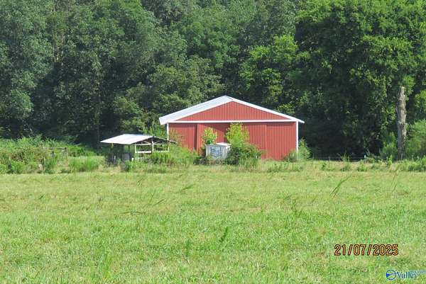 17 Acres of Agricultural Land for Sale in Boaz, Alabama