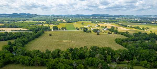 5.13 Acres of Residential Land for Sale in Lebanon, Tennessee