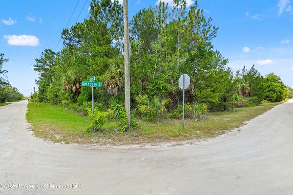 1.2 Acres of Residential Land for Sale in Brooksville, Florida
