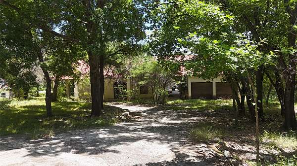 2.38 Acres of Improved Residential Land for Sale in Fort Worth, Texas