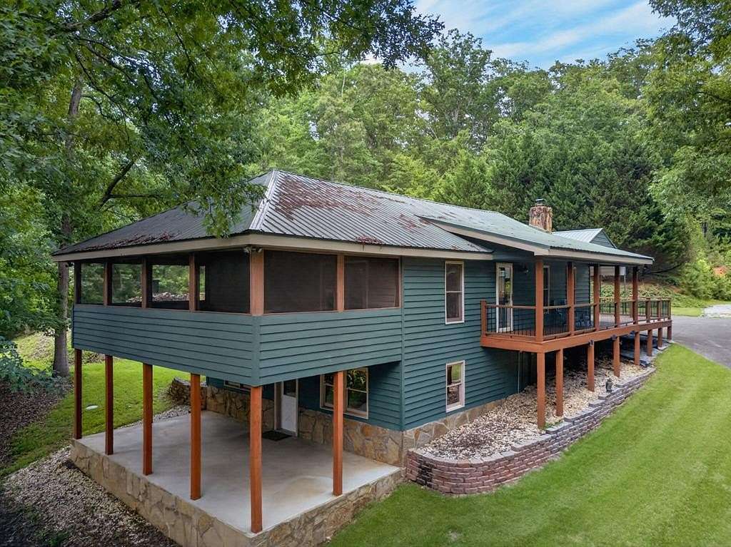 5 Acres of Land with Home for Sale in Winston, Georgia
