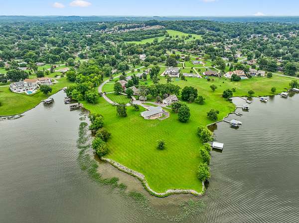 0.87 Acres of Residential Land for Sale in Hendersonville, Tennessee