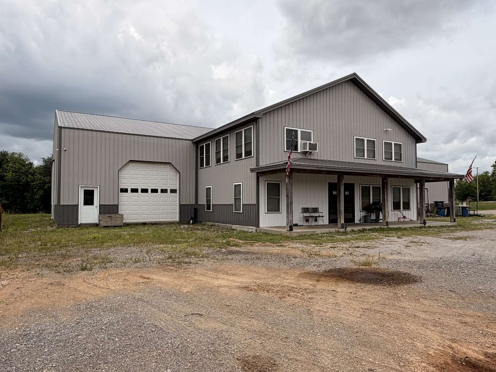 12.1 Acres of Land with Home for Sale in Oak Grove, Kentucky