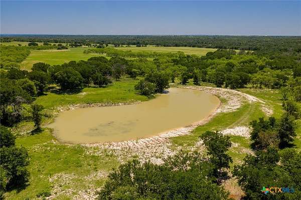 72 Acres of Land for Sale in Purmela, Texas