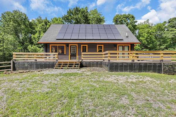 26.3 Acres of Land with Home for Sale in Lancaster, Ohio