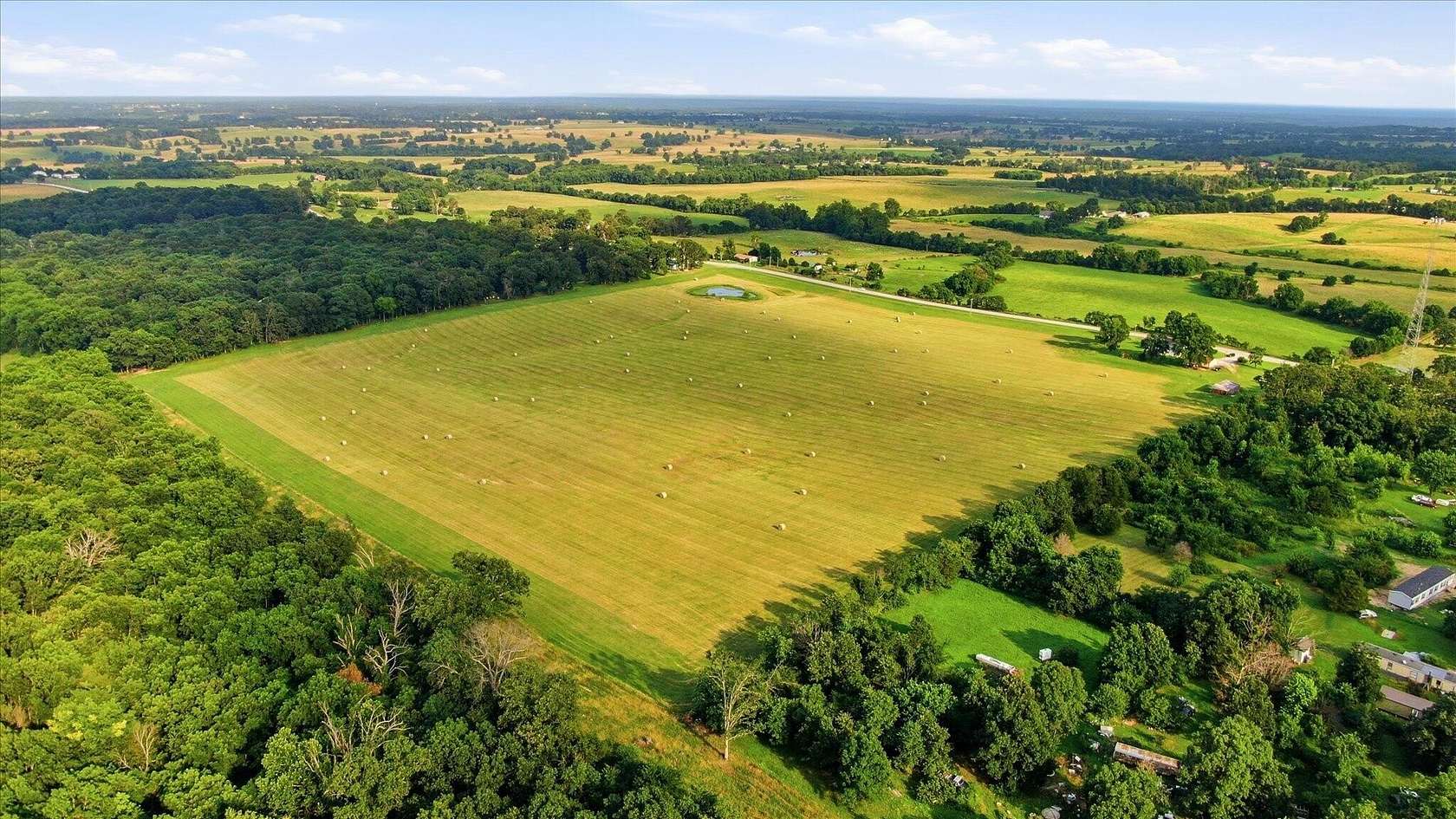 39.9 Acres of Land for Sale in Crane, Missouri
