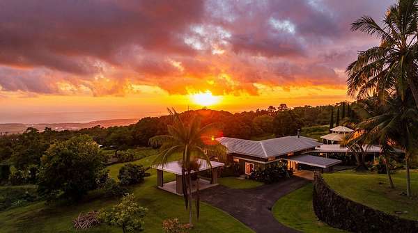 2.69 Acres of Land with Home for Sale in Holualoa, Hawaii