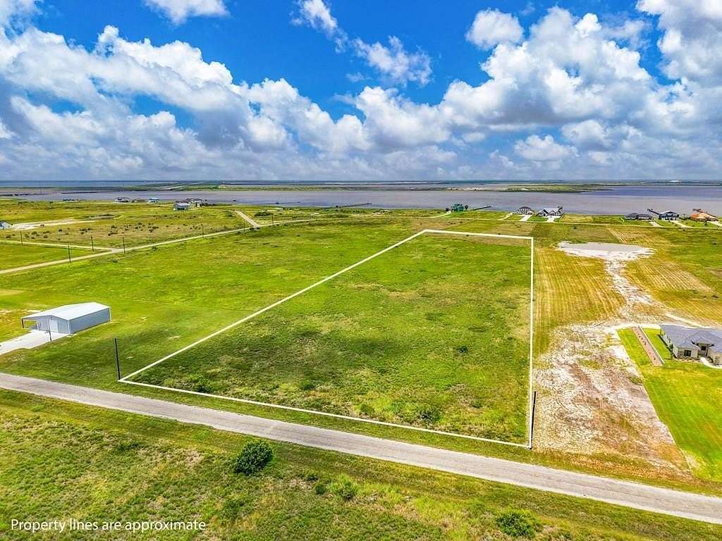 7 Acres of Land for Sale in Rockport, Texas