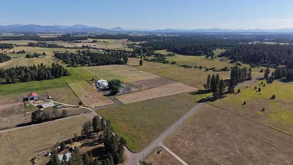 3.9 Acres of Residential Land for Sale in Deer Park, Washington