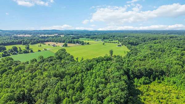 12 Acres of Agricultural Land for Sale in Nancy, Kentucky