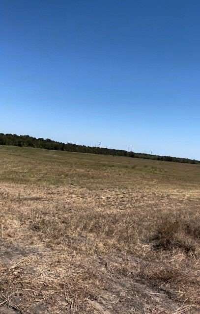 11.1 Acres of Land for Sale in Hubbard, Texas