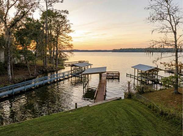 0.4 Acres of Land for Sale in Tallahassee, Florida