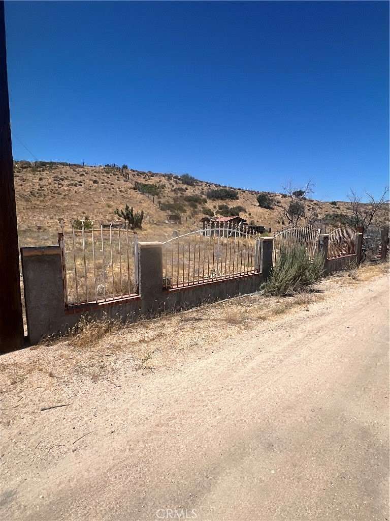2.12 Acres of Residential Land for Sale in Hesperia, California