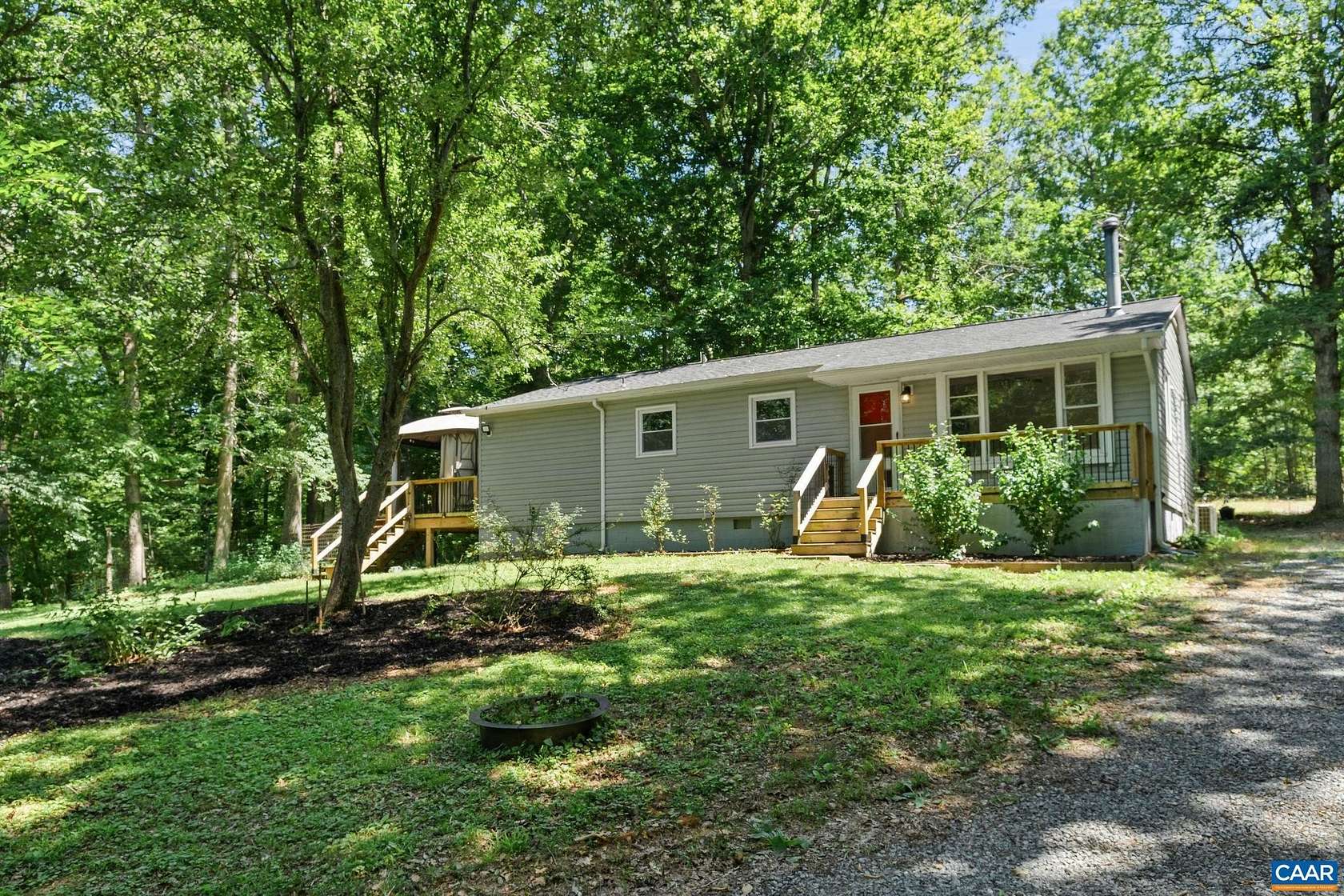 5.13 Acres of Land with Home for Sale in Zion Crossroads, Virginia