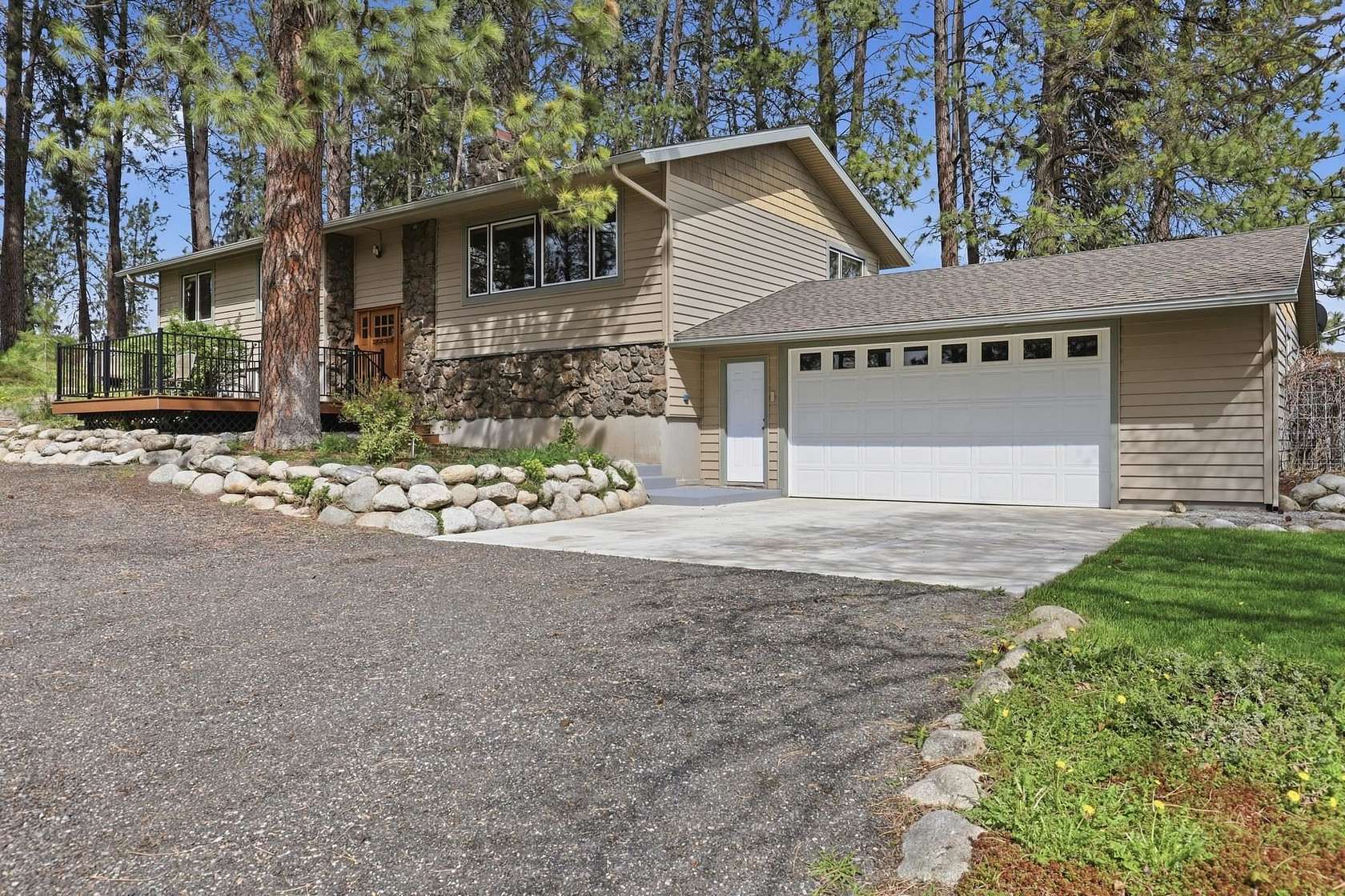 4.64 Acres of Land with Home for Sale in Mead, Washington