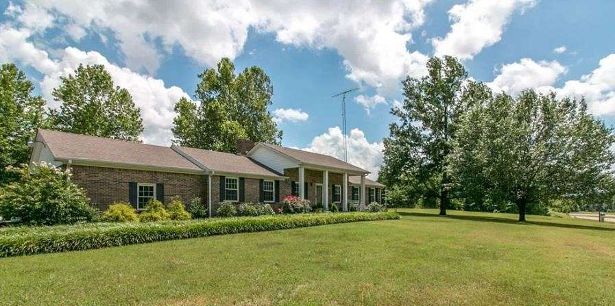 2.78 Acres of Land with Home for Sale in Henry, Tennessee