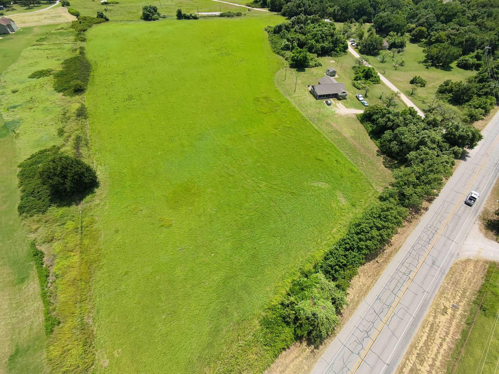 8 Acres of Mixed-Use Land for Sale in Weatherford, Texas