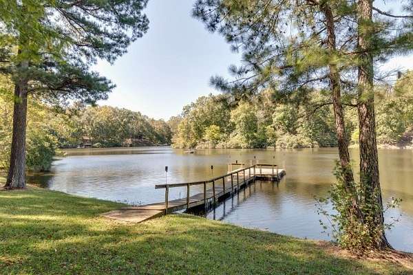 2 Acres of Residential Land for Sale in Summertown, Tennessee
