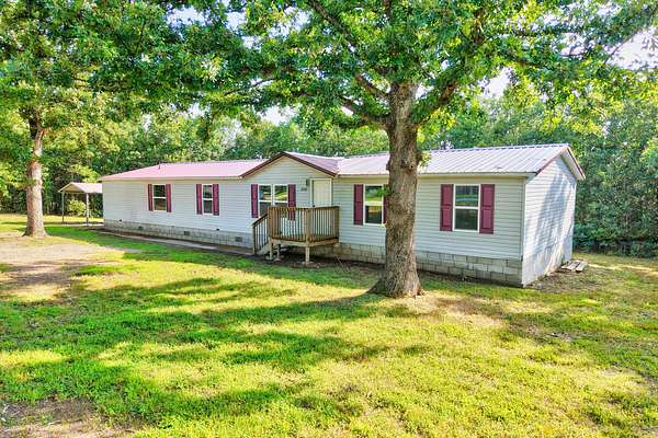 2.2 Acres of Land with Home for Sale in Lebanon, Missouri