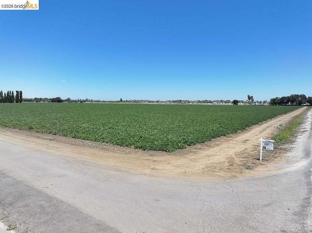 20 Acres of Land for Sale in Byron, California