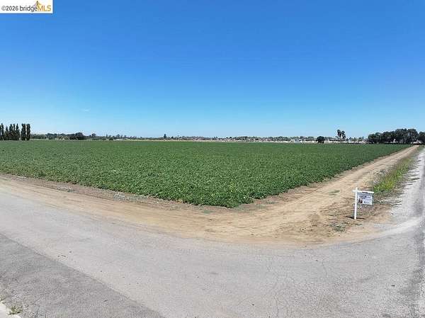 20 Acres of Land for Sale in Byron, California