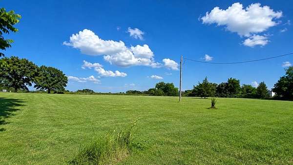 1.5 Acres of Residential Land for Sale in Madill, Oklahoma