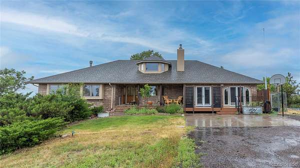 40 Acres of Land with Home for Sale in Calhan, Colorado