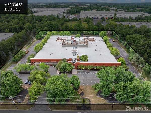 5 Acres of Improved Commercial Land for Sale in Franklin Township, New Jersey