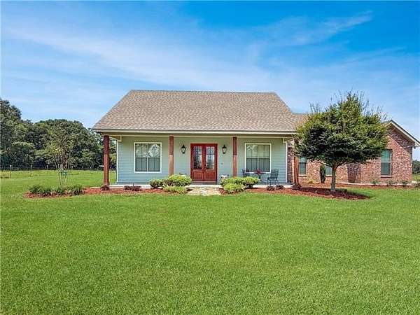 5 Acres of Land with Home for Sale in Covington, Louisiana