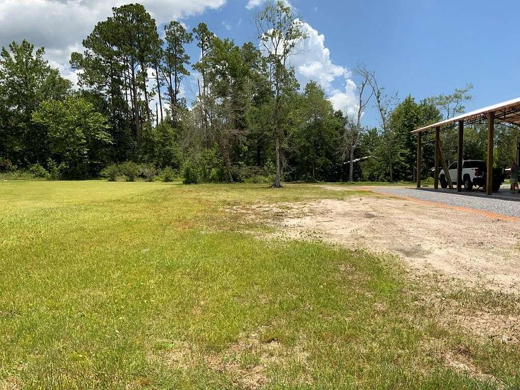 0.25 Acres of Land for Sale in Wewahitchka, Florida