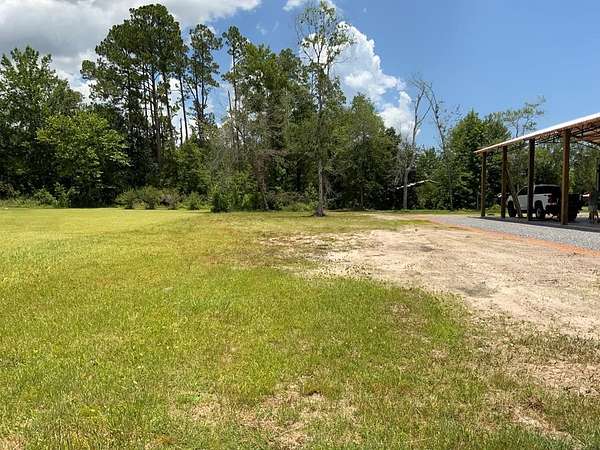 0.25 Acres of Land for Sale in Wewahitchka, Florida