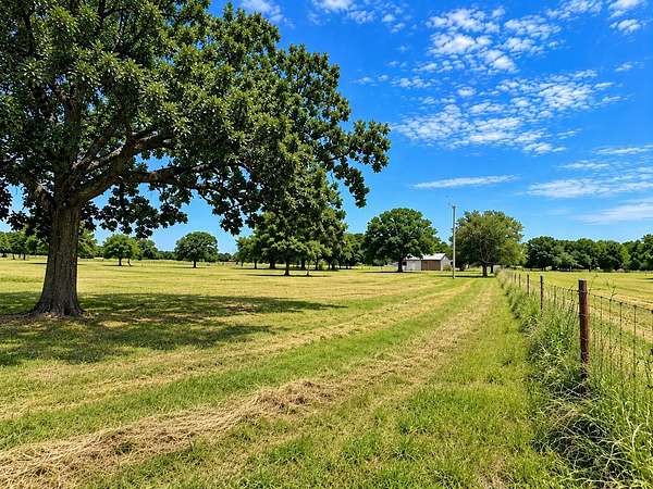 10.4 Acres of Improved Land for Sale in Axtell, Texas