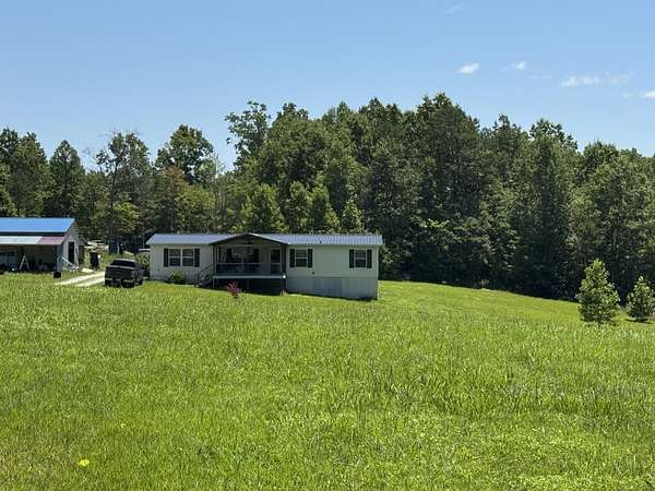 4 Acres of Land with Home for Sale in East Bernstadt, Kentucky