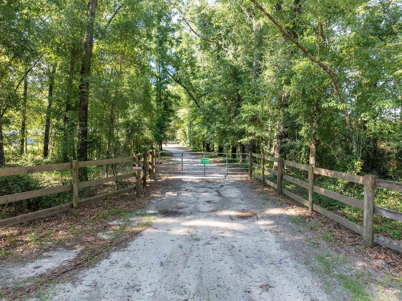10 Acres of Recreational Land with Home for Sale in Jasper, Florida
