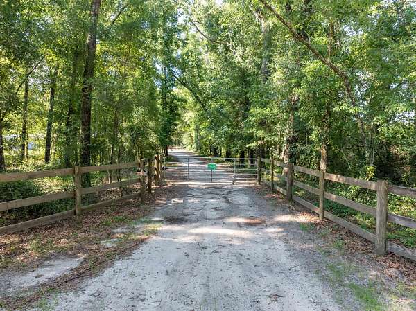 10 Acres of Recreational Land with Home for Sale in Jasper, Florida