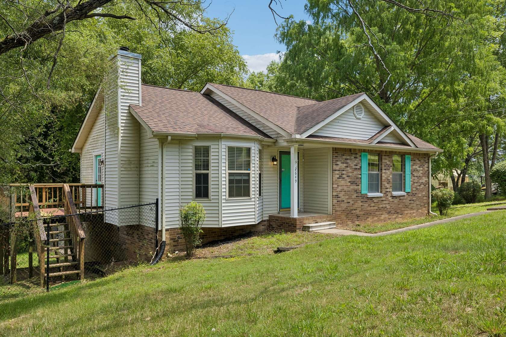 1.6 Acres of Land with Home for Sale in Clarksville, Tennessee