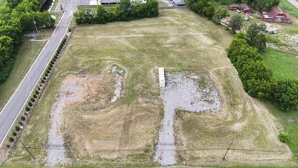 1.32 Acres of Mixed-Use Land for Sale in Murfreesboro, Tennessee