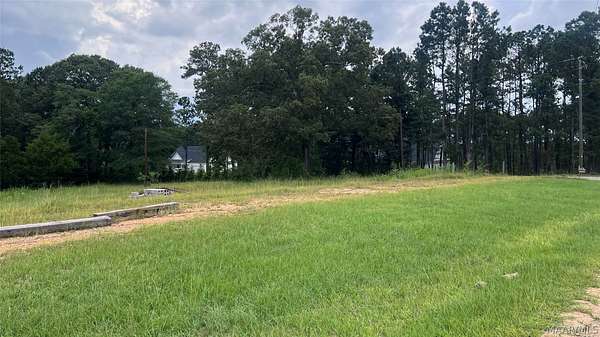 1 Acre of Residential Land for Sale in Deatsville, Alabama