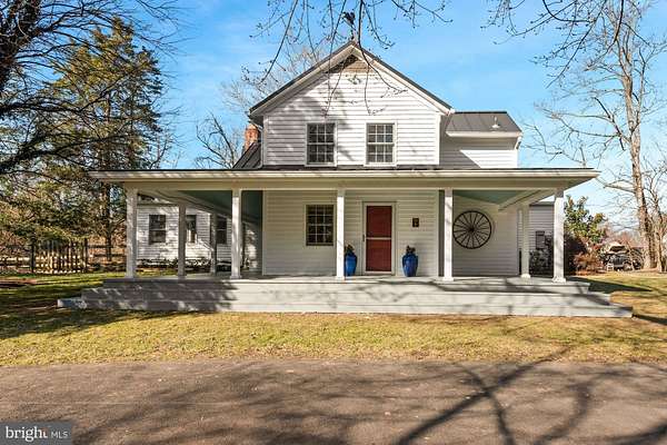 2 Acres of Land with Home for Lease in Great Falls, Virginia