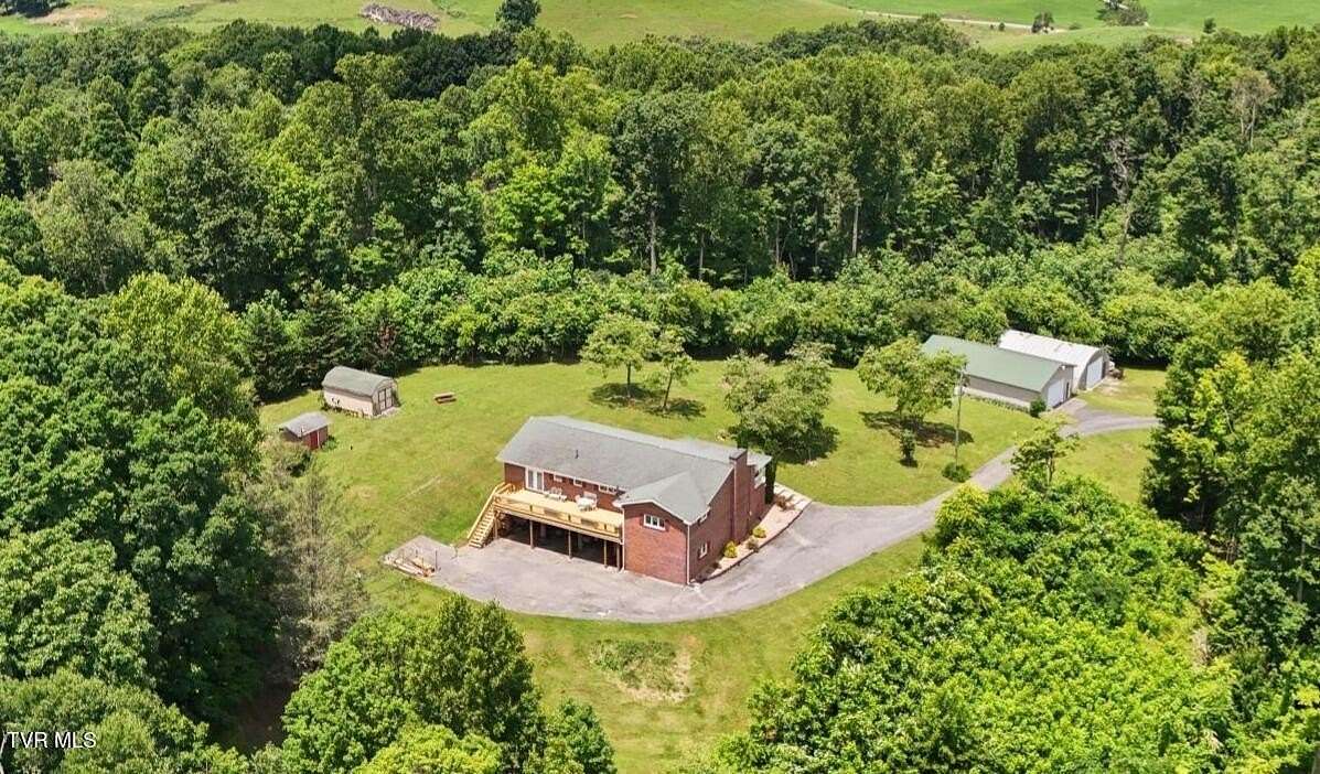 13.3 Acres of Land with Home for Sale in Bristol, Tennessee