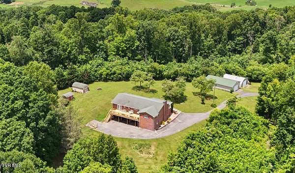 13.3 Acres of Land with Home for Sale in Bristol, Tennessee