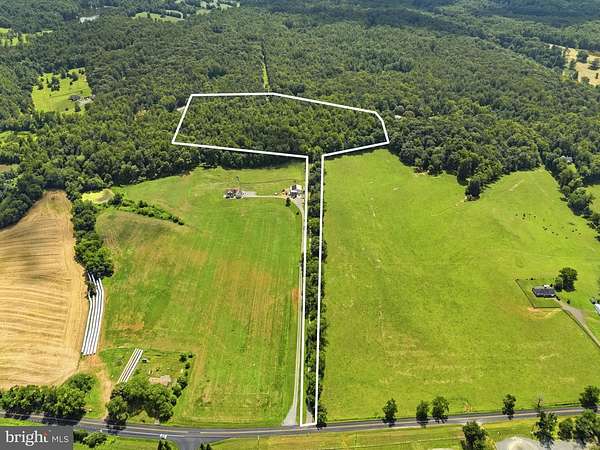 14 Acres of Land for Sale in Amissville, Virginia